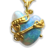 Jelly Hear Shape Opal Pendant