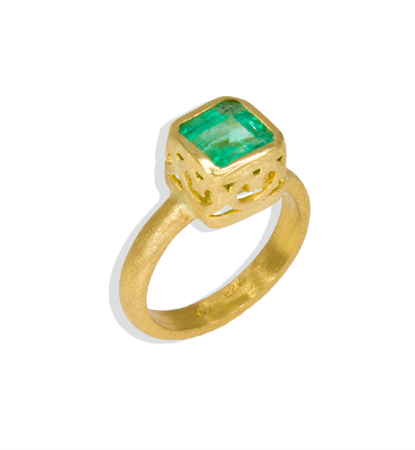 Emerald Filigree Bezel Ring
