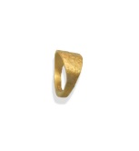 Signet Ring C